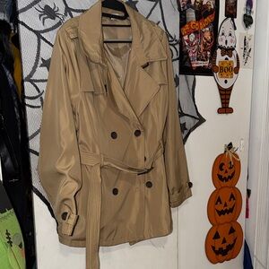 Classic Tan Double-Breasted Women's Trench Coat